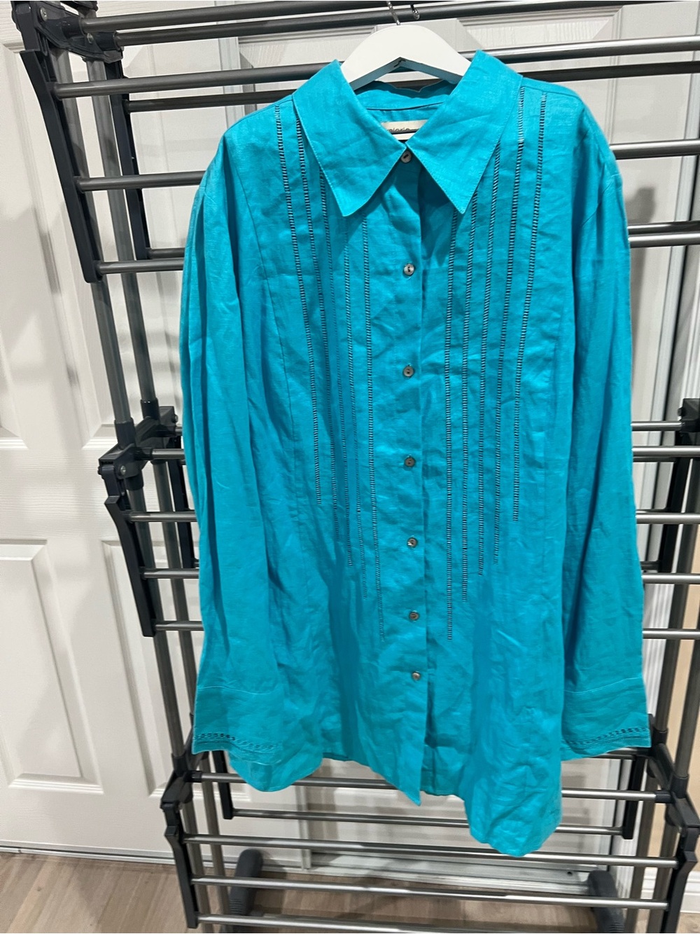 100% linen Button-Up Pintuck Blouse in Teal